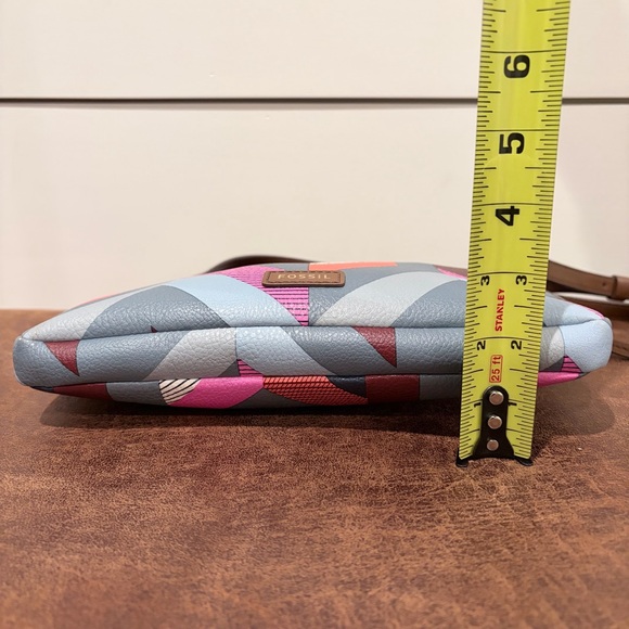 Fossil Chevron Geo Print Leather Crossbody Bag Colorful Everyday Chic Casual - Picture 8 of 9